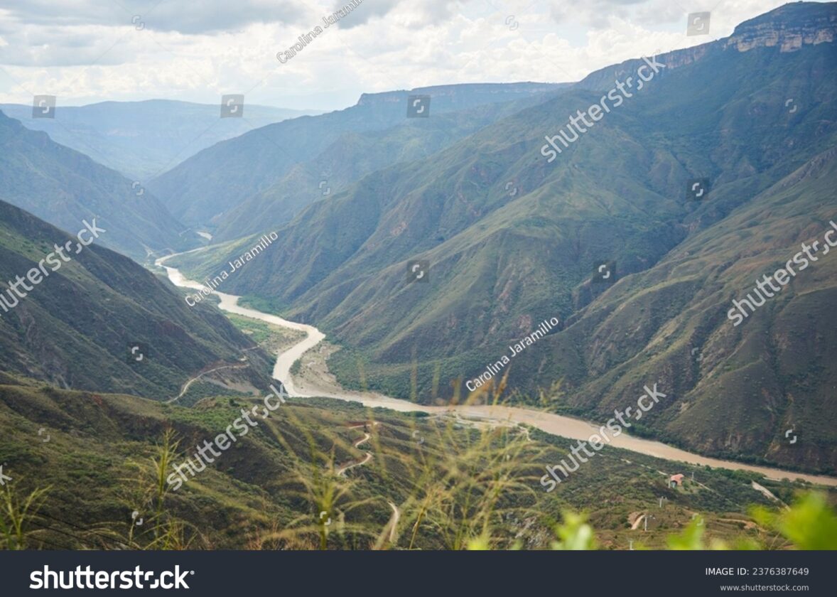 Les panaches fluviaux : des apports d’eau douce en mer